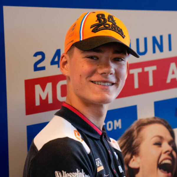 84 Zonta cap Thumbnail